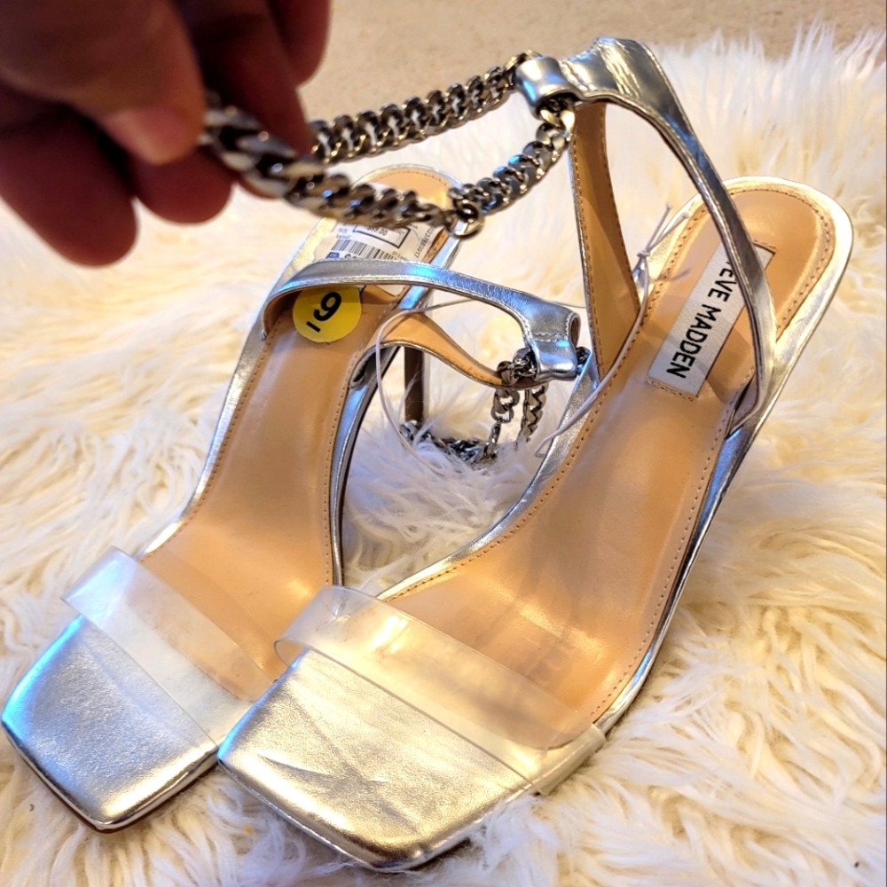 Steve Madden sandal with Chain strap
